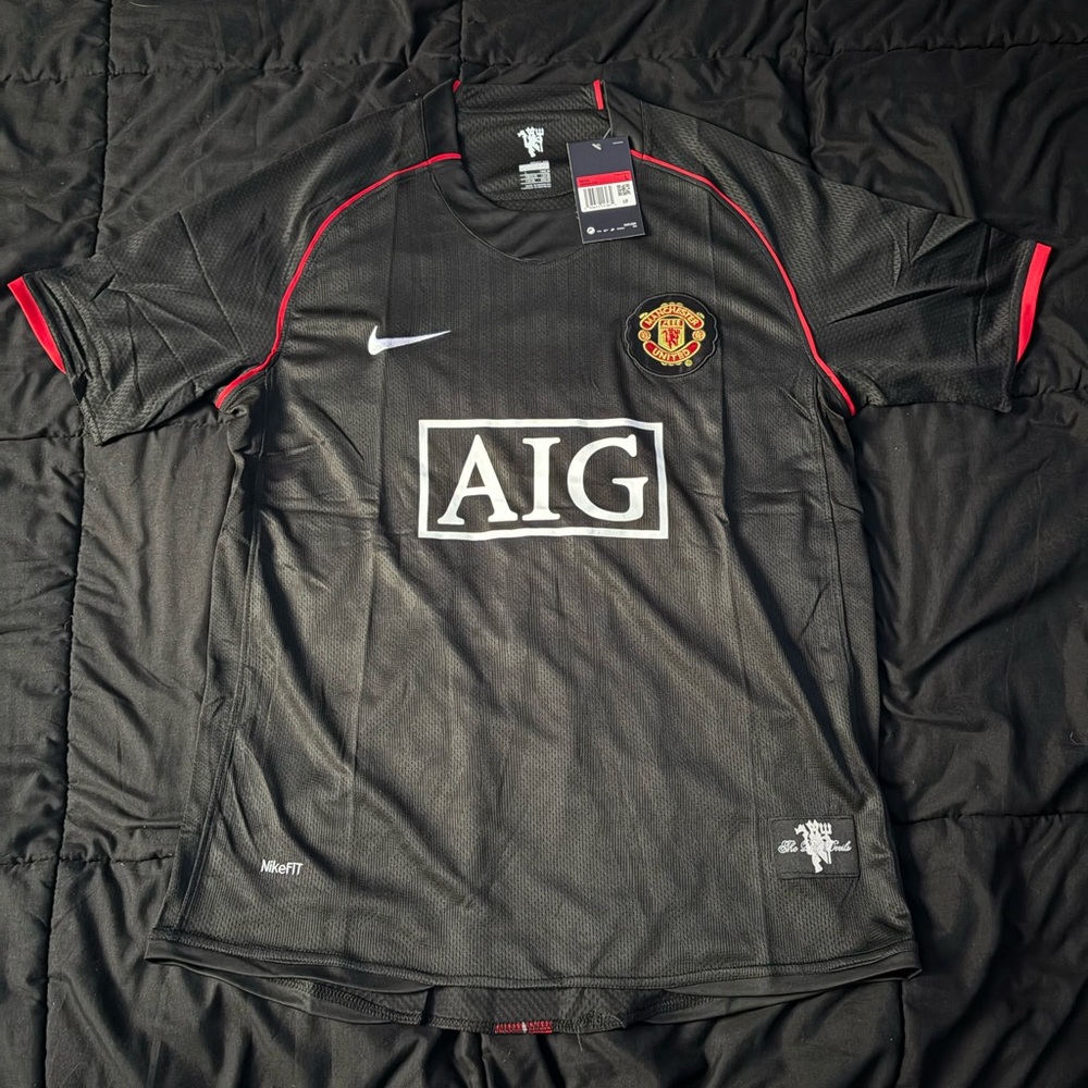 Retro Nike Black Manchester United Jersey